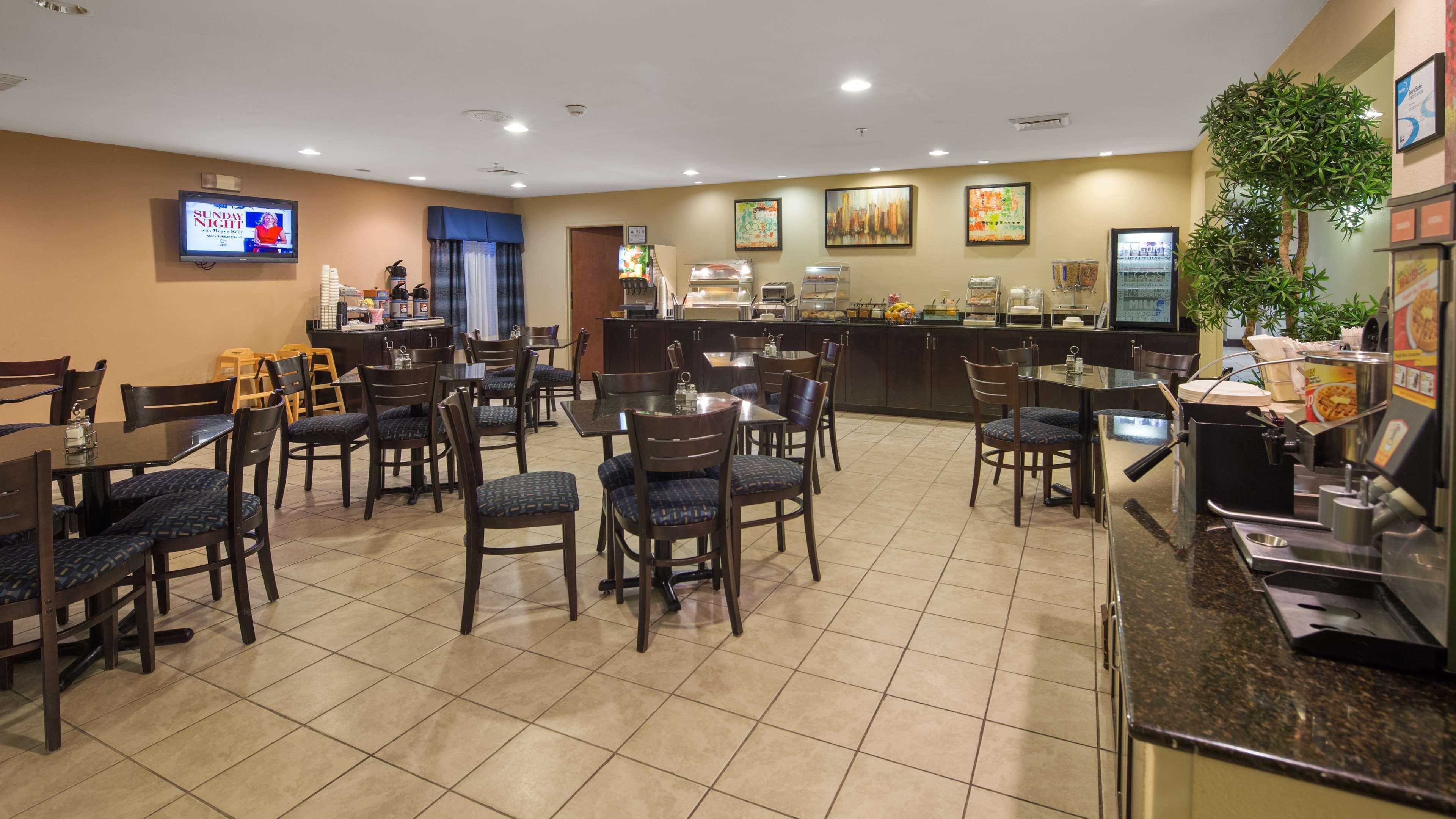 Surestay Plus Hotel By Best Western Roanoke Rapids I-95 Udogodnienia zdjęcie